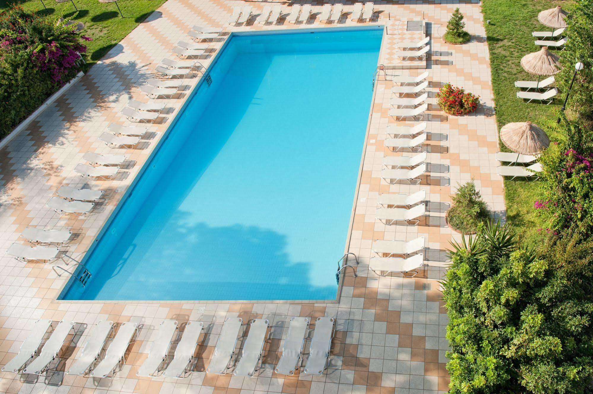 Heronissos Hotel 헐소니소스 외부 사진